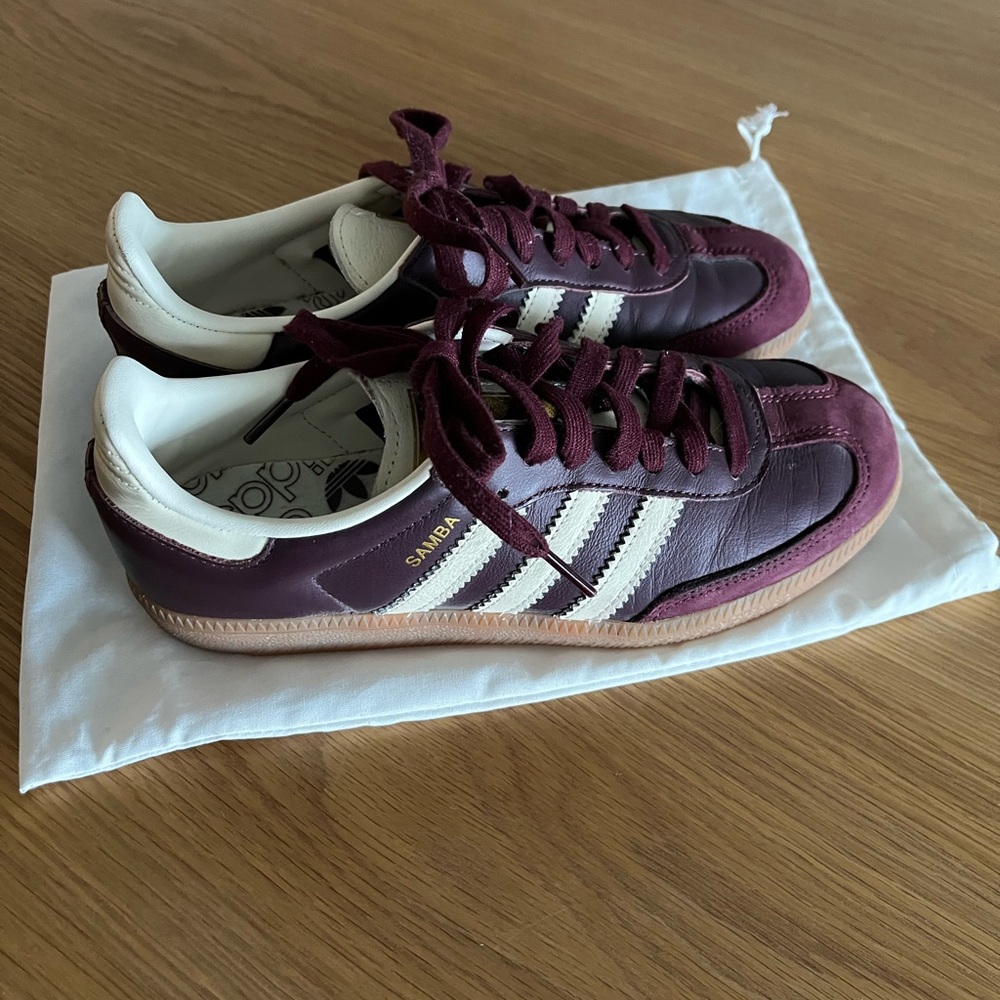 Adidas Samba OG Maroon Women size 6.5US/38EU